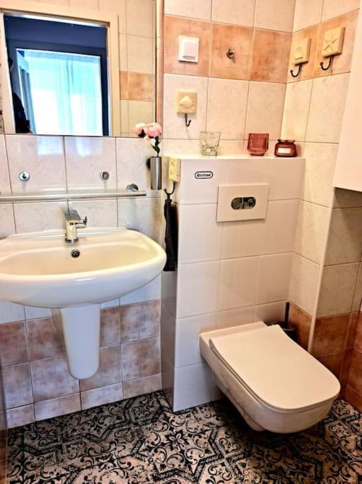 Apartament Zachodni Z Balkonem 4 Osoby Warsaw Ngoại thất bức ảnh